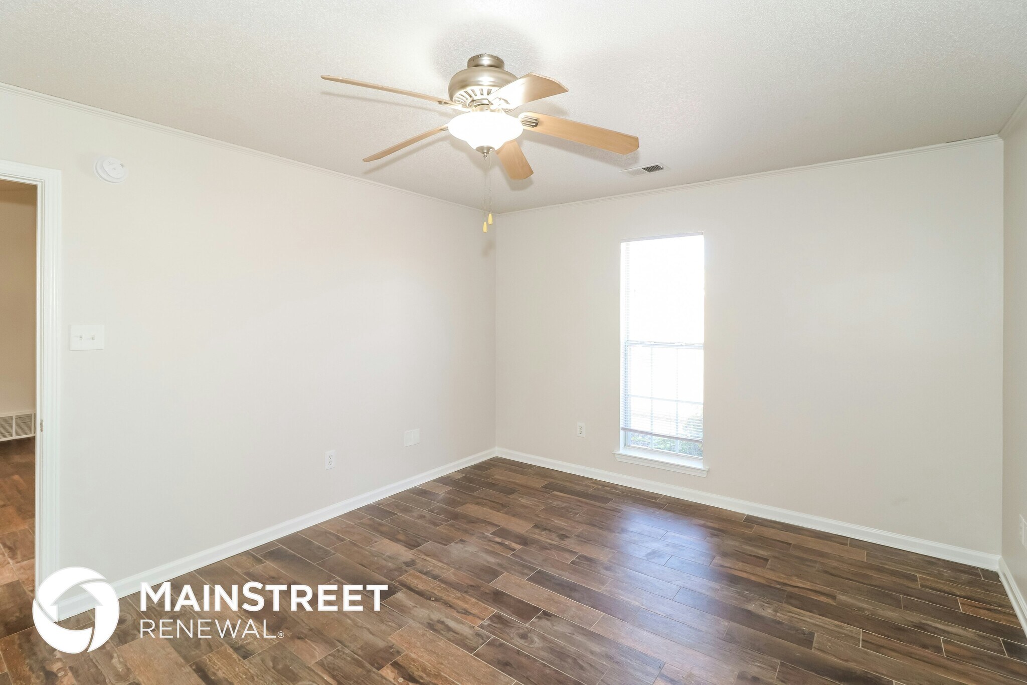 Building Photo - 6213 Magnolia Lakes Dr