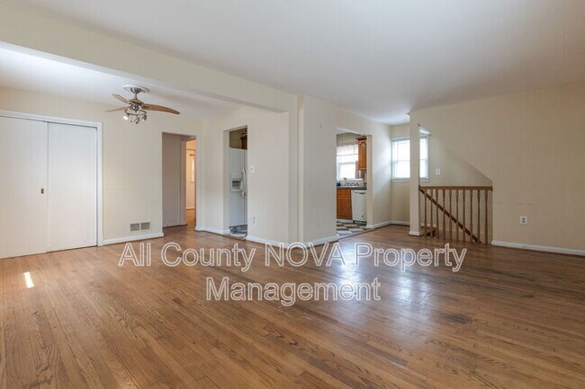 Building Photo - 4141 21st Rd N