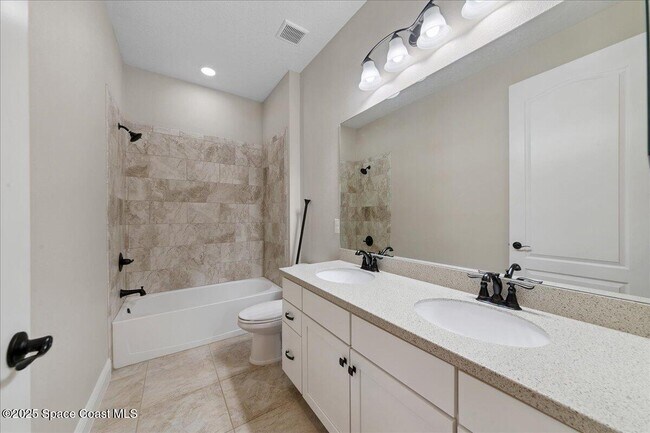 Building Photo - 2721 Casterton Dr