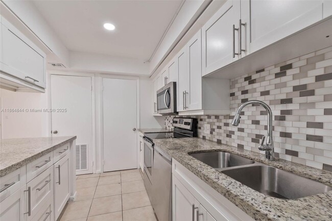 Building Photo - 8401 SW 107th Ave