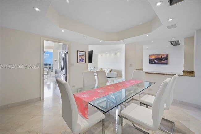 Building Photo - 20191 E Country Club Dr