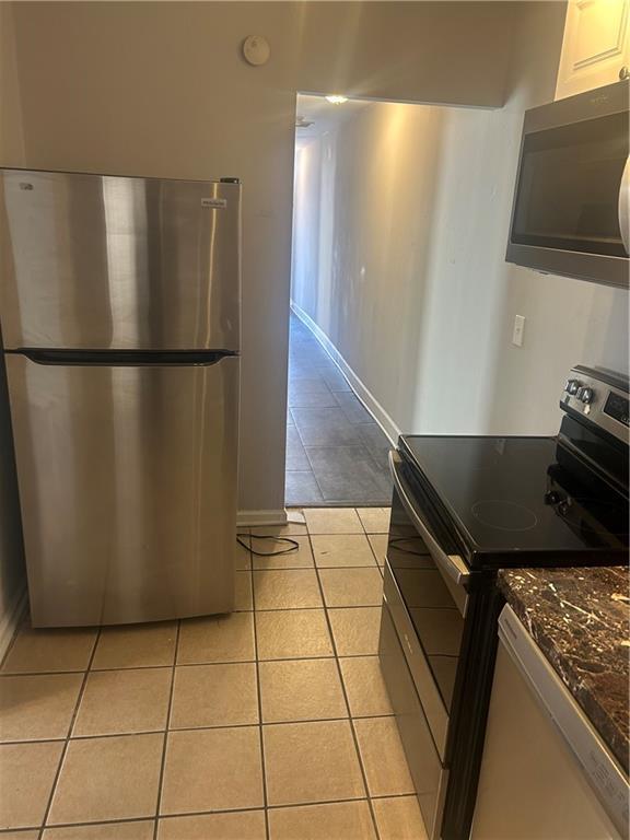 Building Photo - 1180 Sims St SW