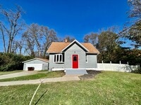 Building Photo - Beautiful 4 BDR Home - Near I-75