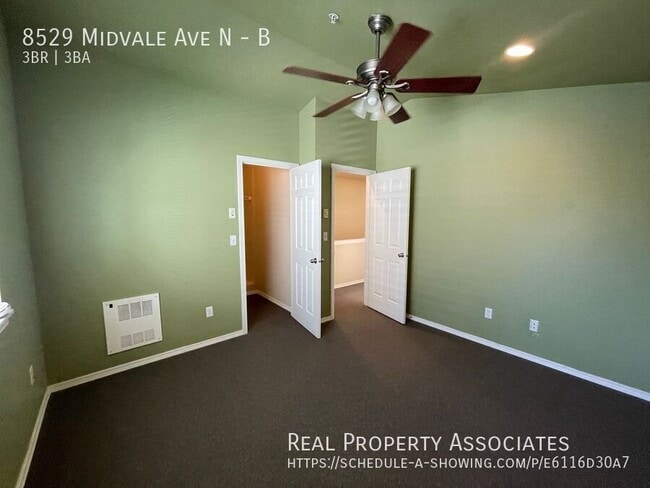 Building Photo - 8529 Midvale Ave N