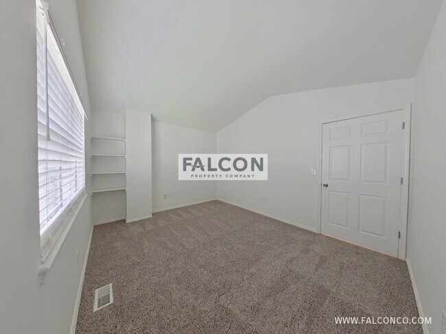 Building Photo - 5949 Wisteria Dr