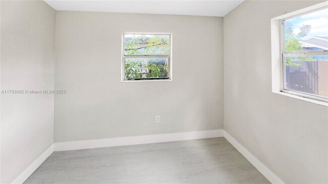 Building Photo - 1557 NW 66th St