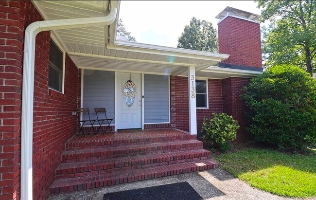 Building Photo - 3138 Pine Belt Rd