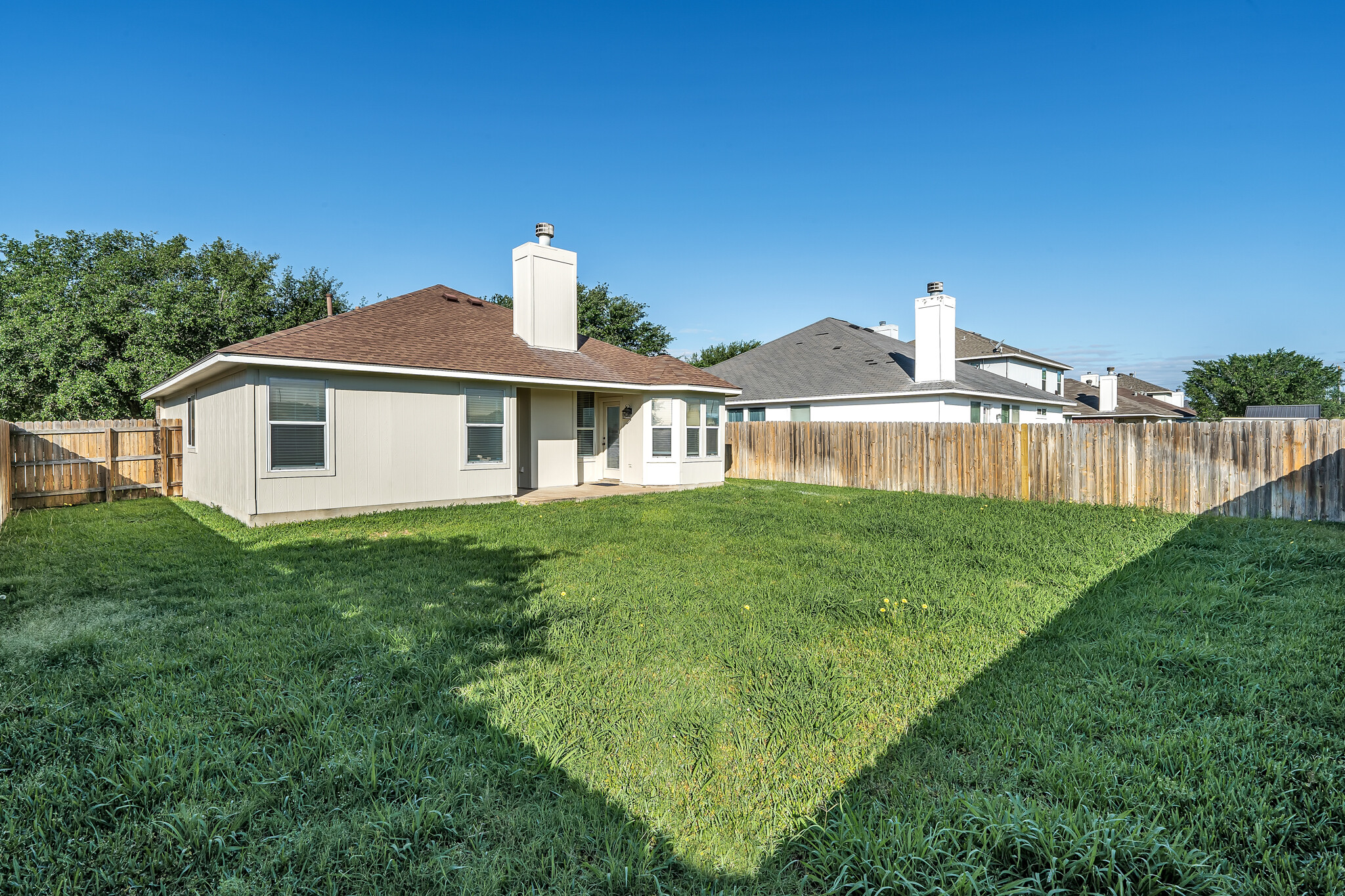 Building Photo - 3715 Westfield Dr