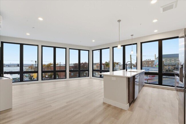 Building Photo - 3516 John F. Kennedy Blvd