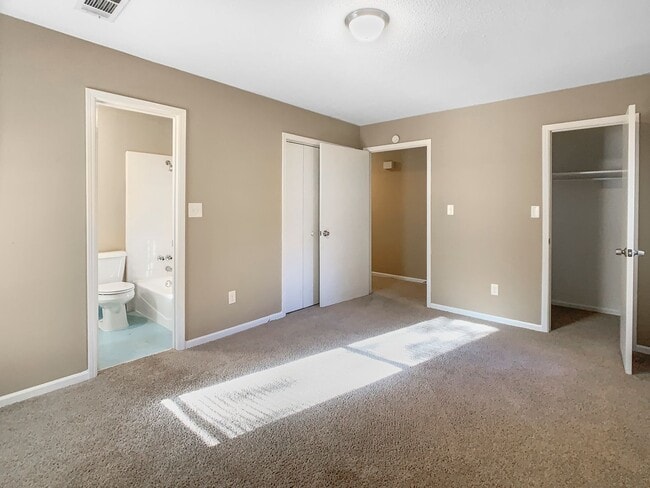 Building Photo - 2123 18th Avenue E Tuscaloosa, AL 35404