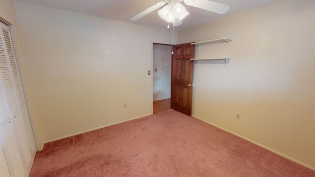 Building Photo - Newly remodeled 3 bedrooms, 2 bath home