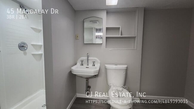 Building Photo - 45 Mandalay Dr