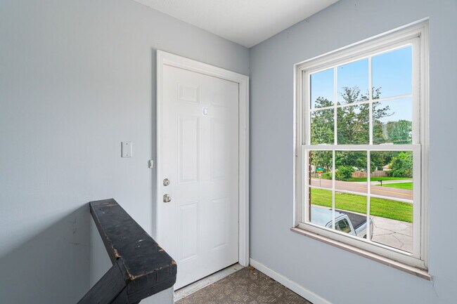 Building Photo - 4801 Cannon Ridge Dr