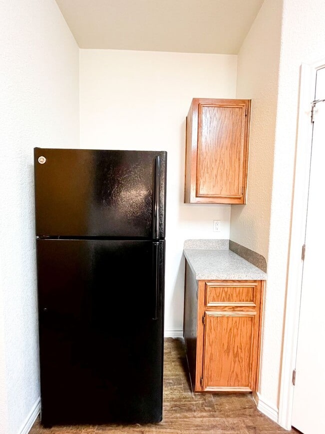 Building Photo - 1519 Justin Lp