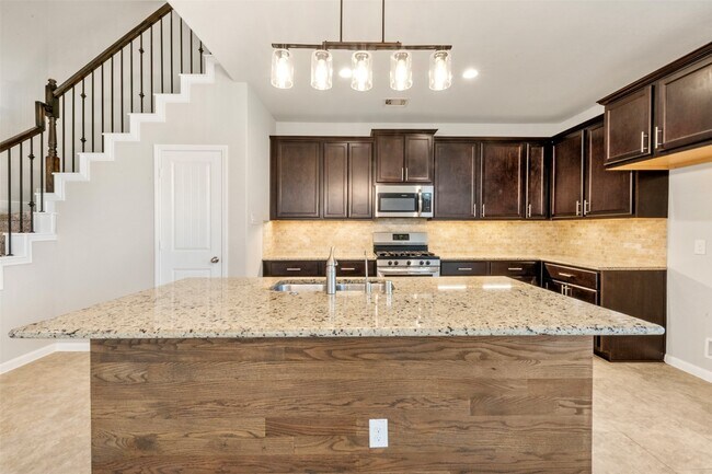 Building Photo - 1234 Willow Plains Ln