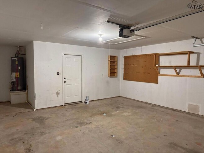 Building Photo - 5037 Cy Young Dr