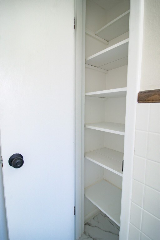 Building Photo - 7240 Balson Ave