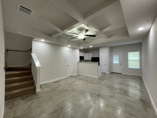 Building Photo - 7311 Colina Way