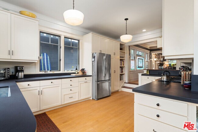 Building Photo - 740 Marco Pl