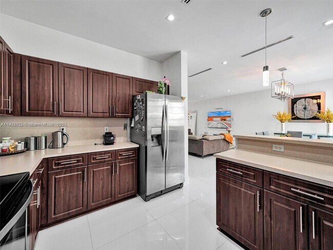 Building Photo - 7565 NW 177th Terrace