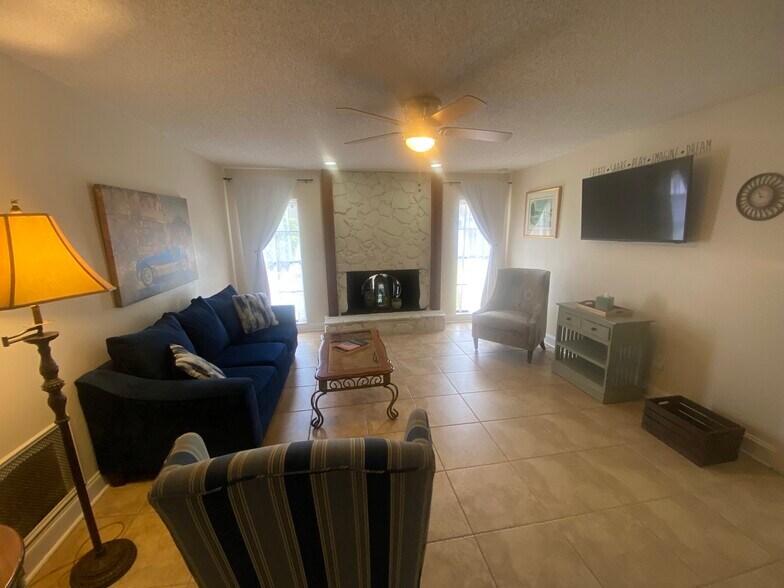 Living room furnished. - 648 Glenview Dr