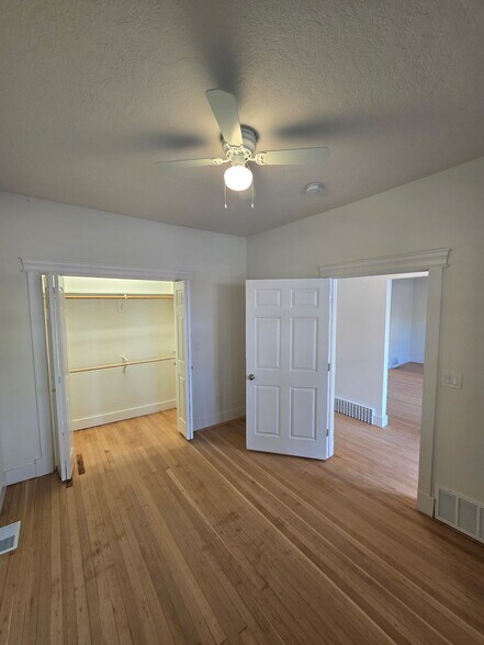 Bdrm 2 - 1124 2nd Ave N