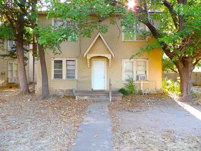 Primary Photo - 407 NW 6th St