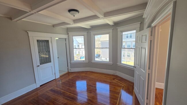 Building Photo - 26 Whittlesey Ave