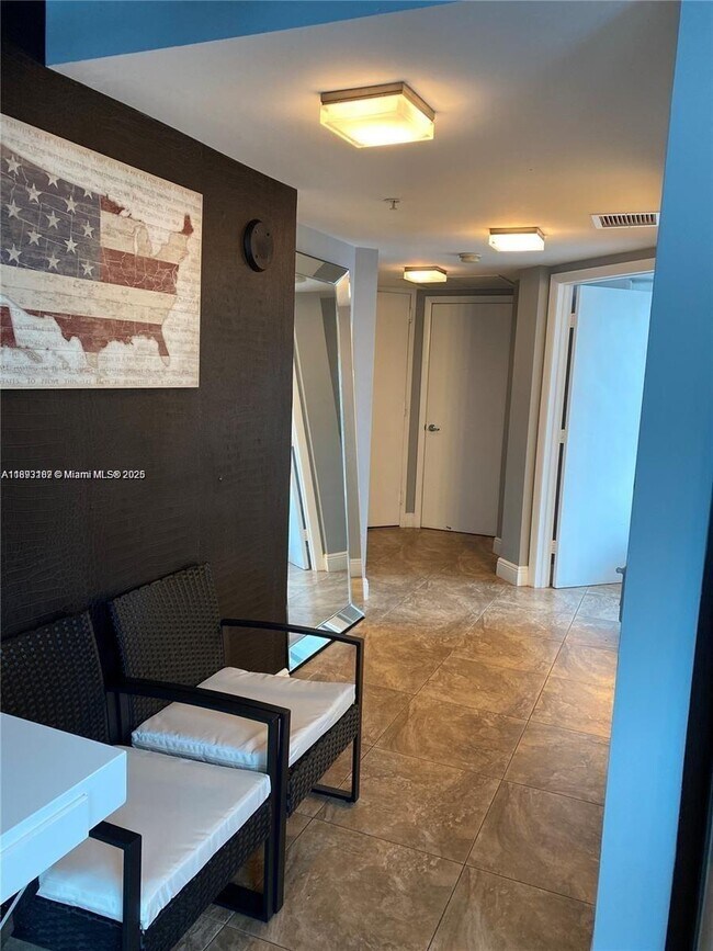 Building Photo - 41 SE 5th St