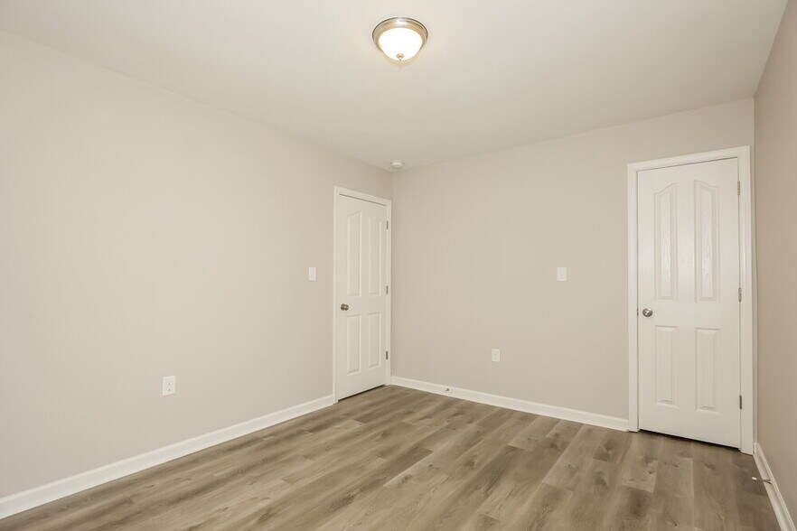 Building Photo - 4234 Grant Martin Dr