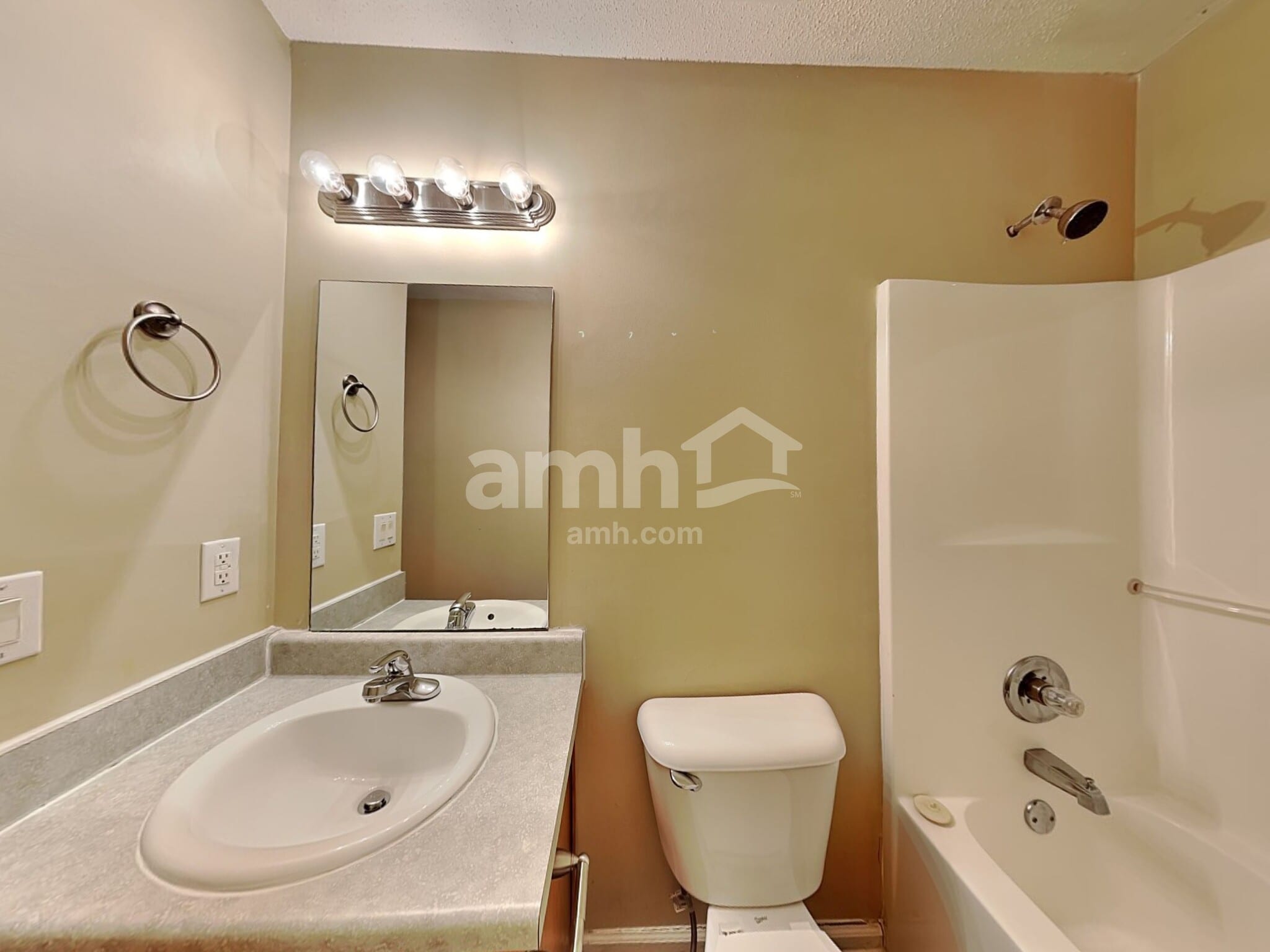 Building Photo - 3676 S Naples Ct