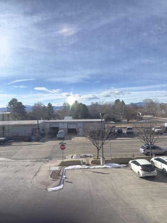 Building Photo - 140 E 1st St