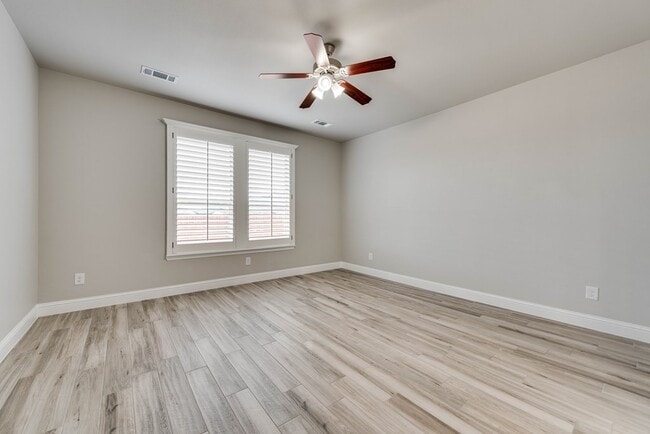 Building Photo - 8616 Rutland Dr