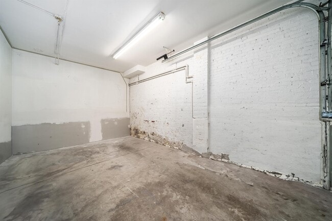 Building Photo - 416 Palisade Ave