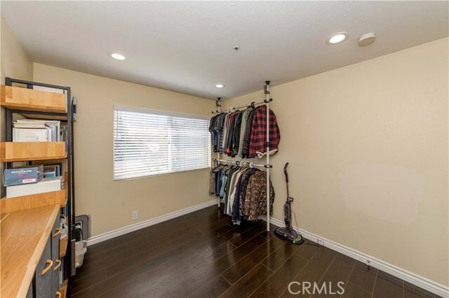 Building Photo - 5621 Rostrata Ave