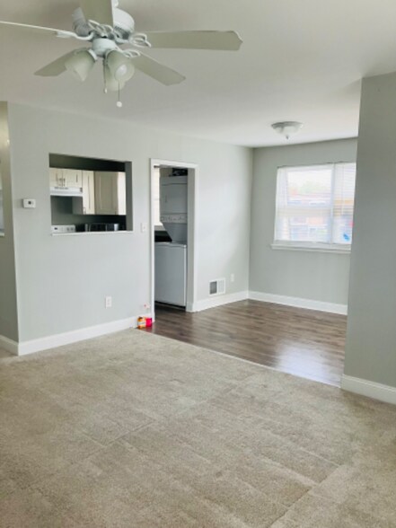 Building Photo - 26 Florence Tollgate Pl