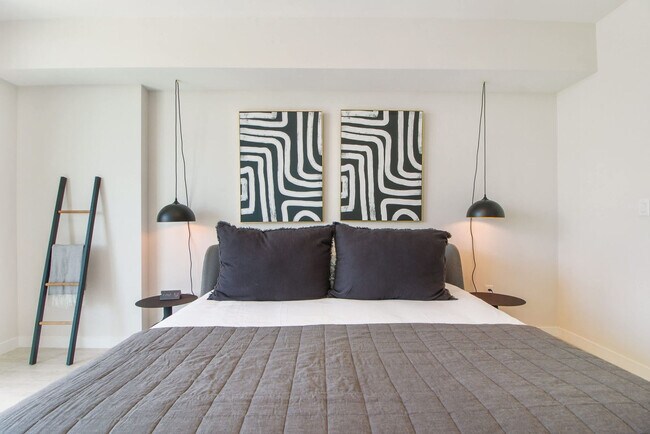 Building Photo - 3900 Biscayne Blvd