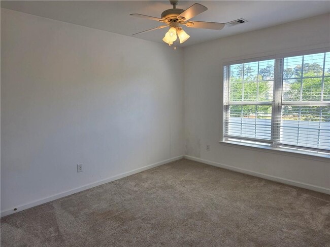 Building Photo - 1706 Stanwood Dr NW