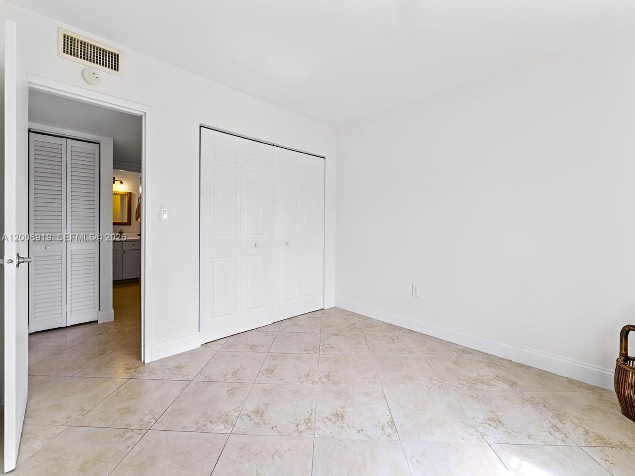 Building Photo - 5020 NW 79th Ave
