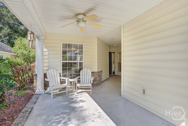 Building Photo - 120 Oak Ridge Cir