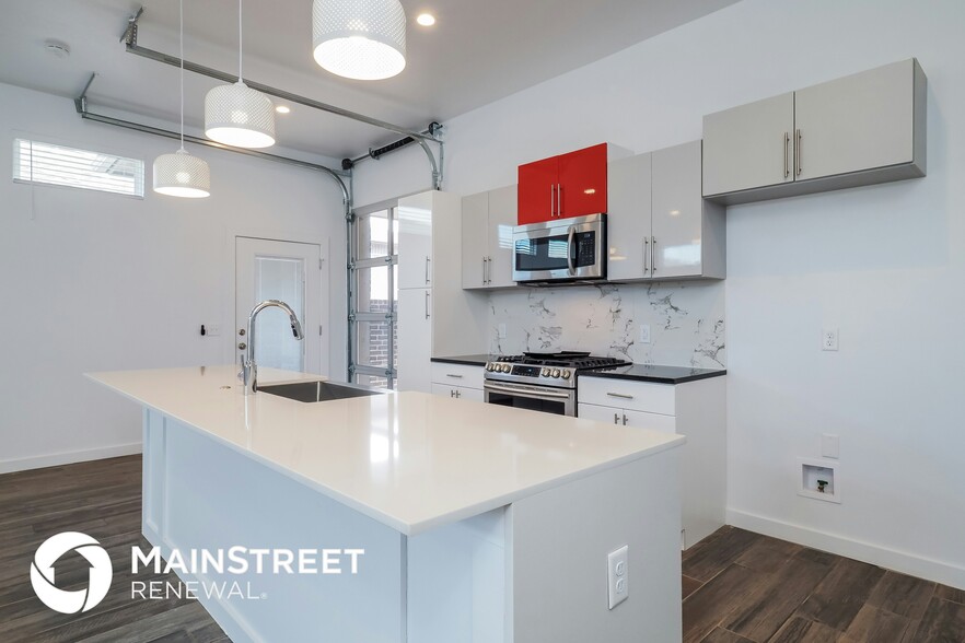 Building Photo - 11342 Paradise In Dr