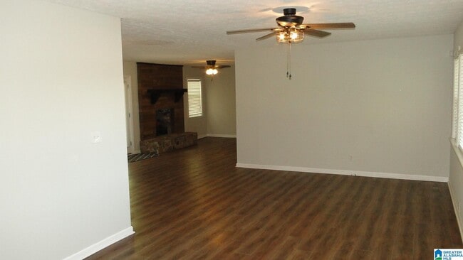 Building Photo - 33 Willie Emma Ln