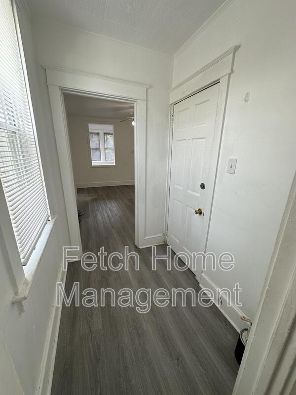 Building Photo - 431 Fremont St