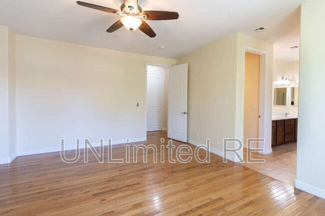 Building Photo - 3247 Merryvale Ln
