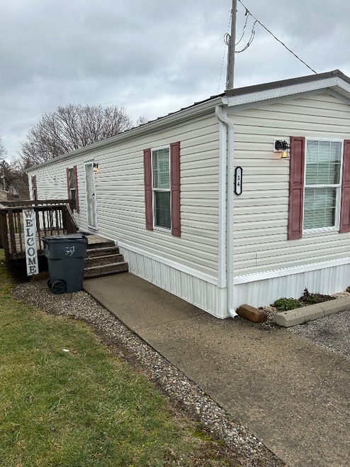 Building Photo - 9859 Shepherd Rd