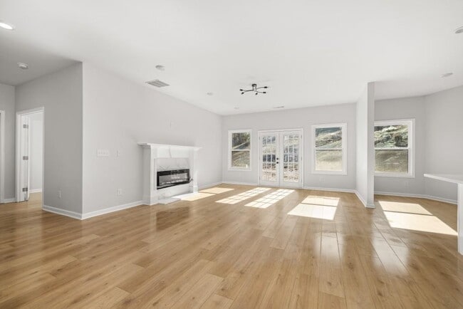 Building Photo - 4420 Ross Estates Ct SW