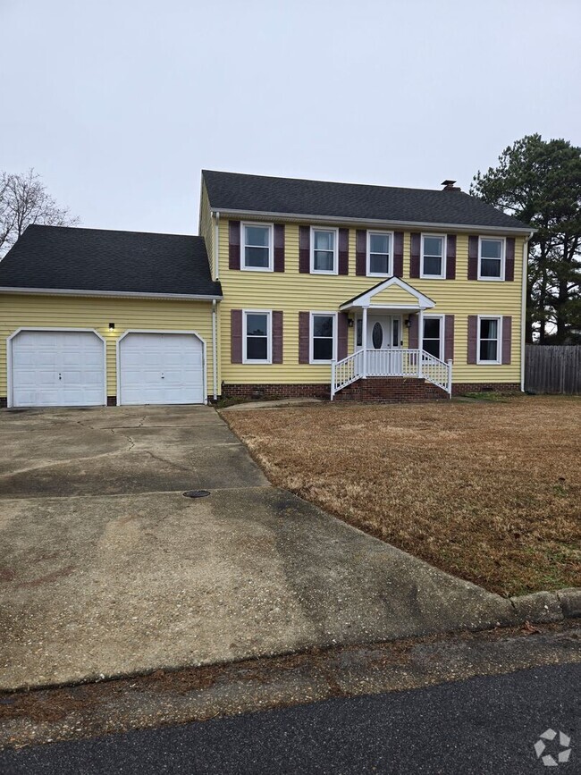 Building Photo - Lovely 4 bedroom 2.5 bath 2 story single f...