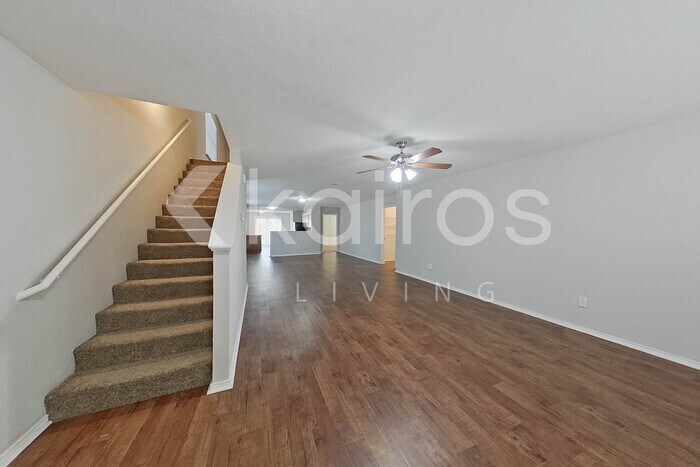 Building Photo - 1621 Vineridge Ln