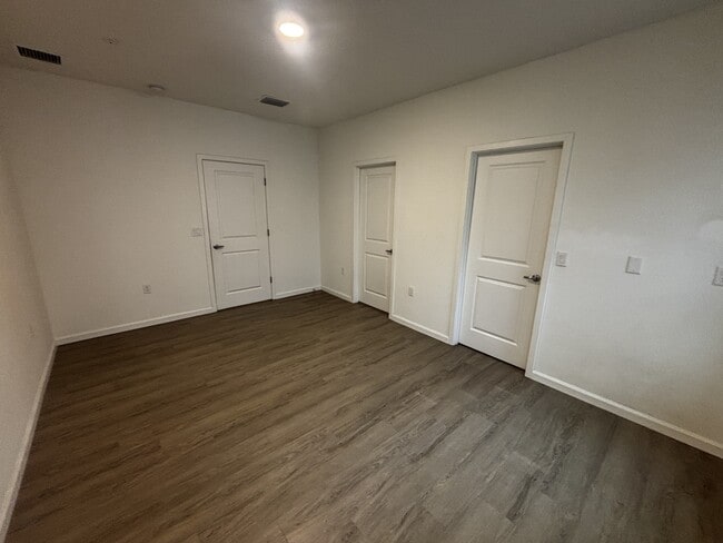 Building Photo - 1209 Southstation Pl