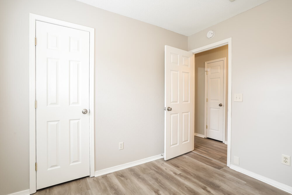 Building Photo - 5966 Lazy Meadow Ct